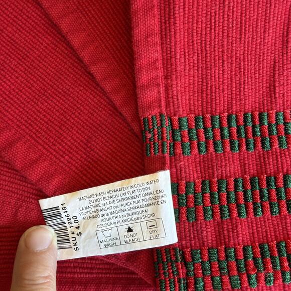 PIER 1 Set Christmas Holiday Red Check Plaid Table Runner 6 Placemats 14" X 72" - Picture 9 of 9